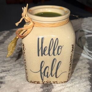 Scentsy ‘Hello Fall’ Warmer